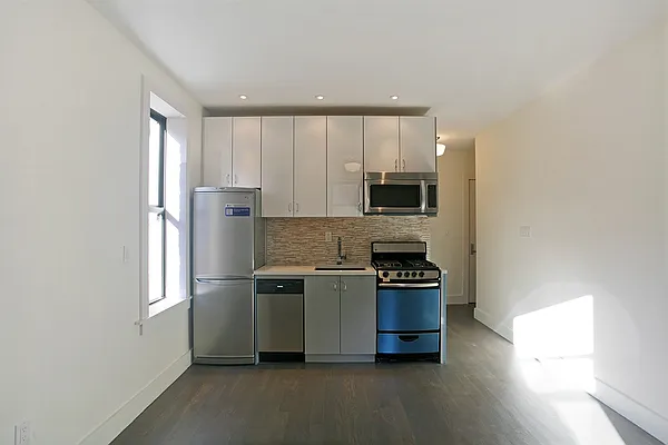 Rented by Corcoran | media 2