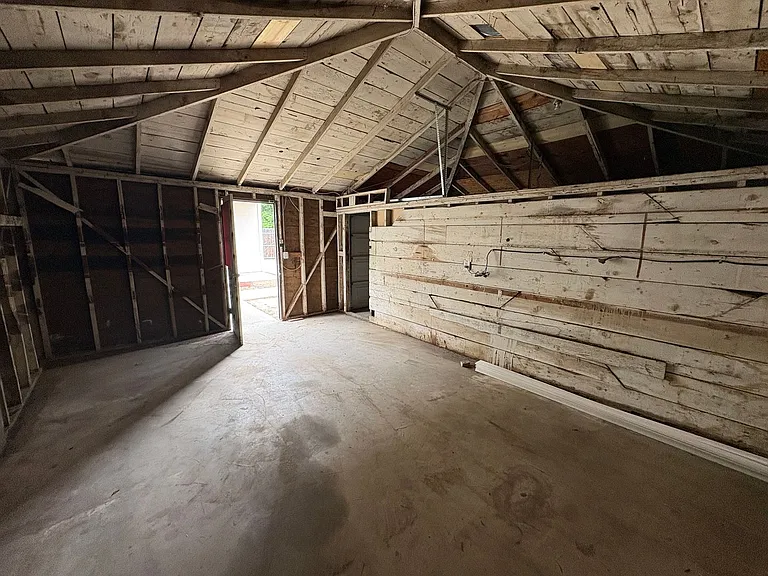 309 W Noble Ave — Photo 36