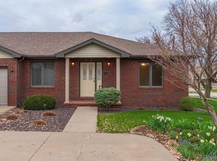 315 E 7th St APT N1, Gridley, IL 61744