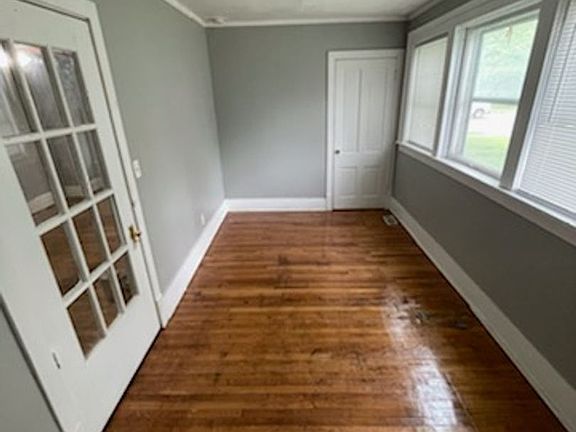 3rd image of 805 2nd Ave #2