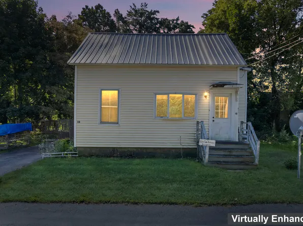 10 Railroad Street, Skowhegan, ME 04976