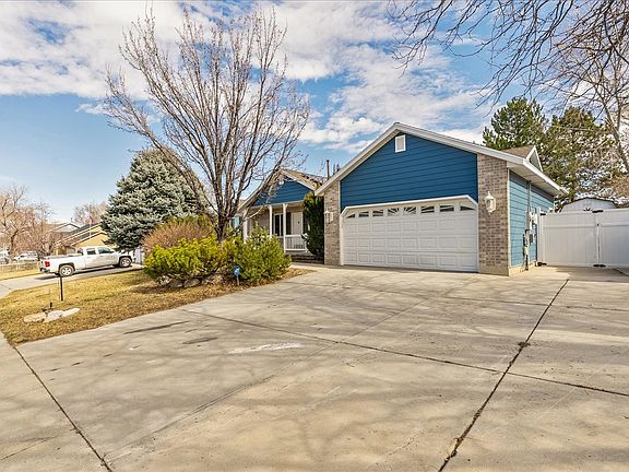 4th image of 3899 S Chatterleigh Rd