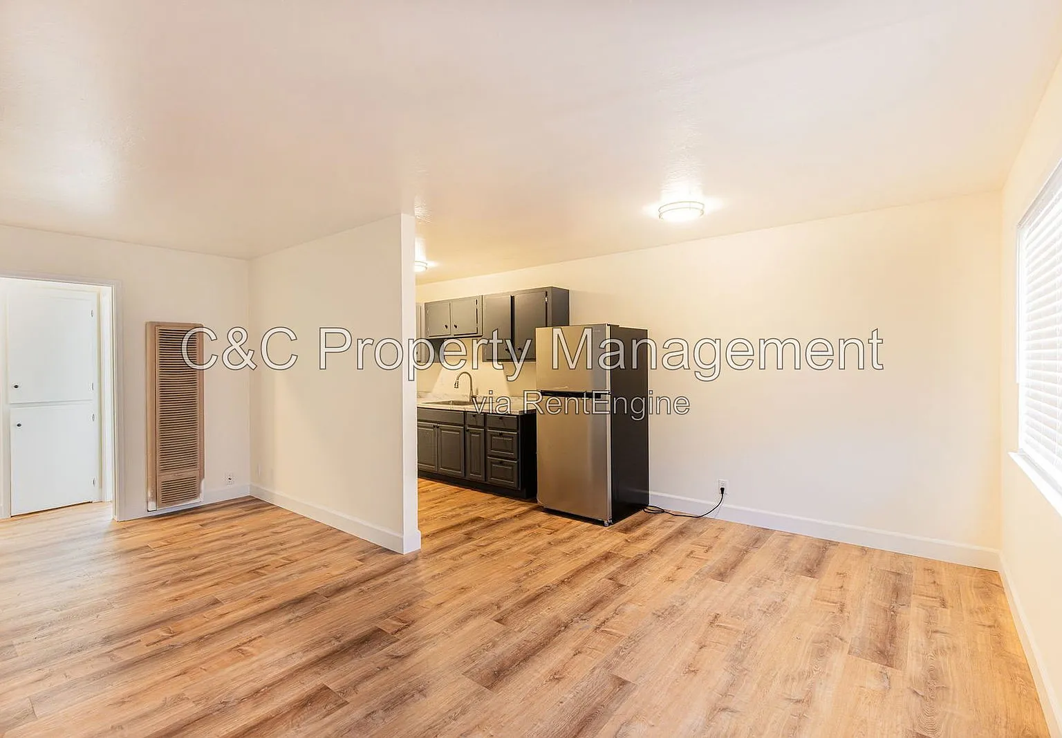 2 bed, 1.0 bath, 700 sqft, $2,170 — Photo 2