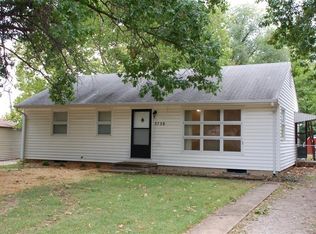 5738 SW 13th St, Topeka, KS 66604