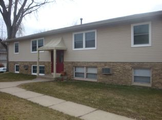 341 27th St NE APT 4, Rochester, MN 55906