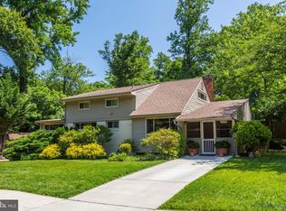 1400 Bradley Ave, Rockville, MD 20851