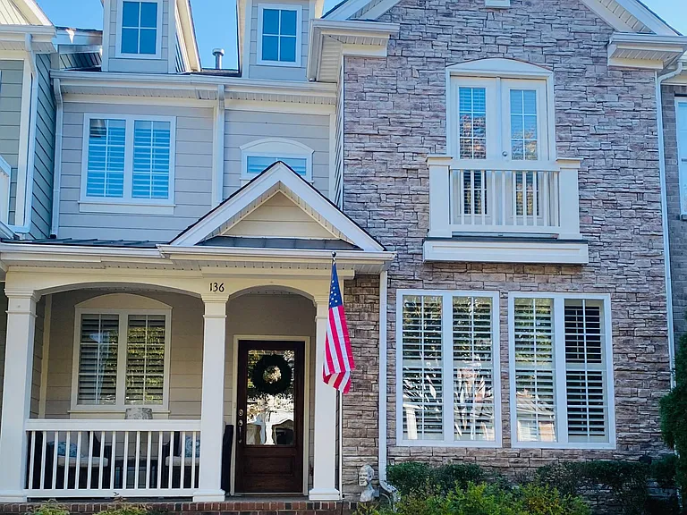 136 Pennystone Cir #136 — Photo 1