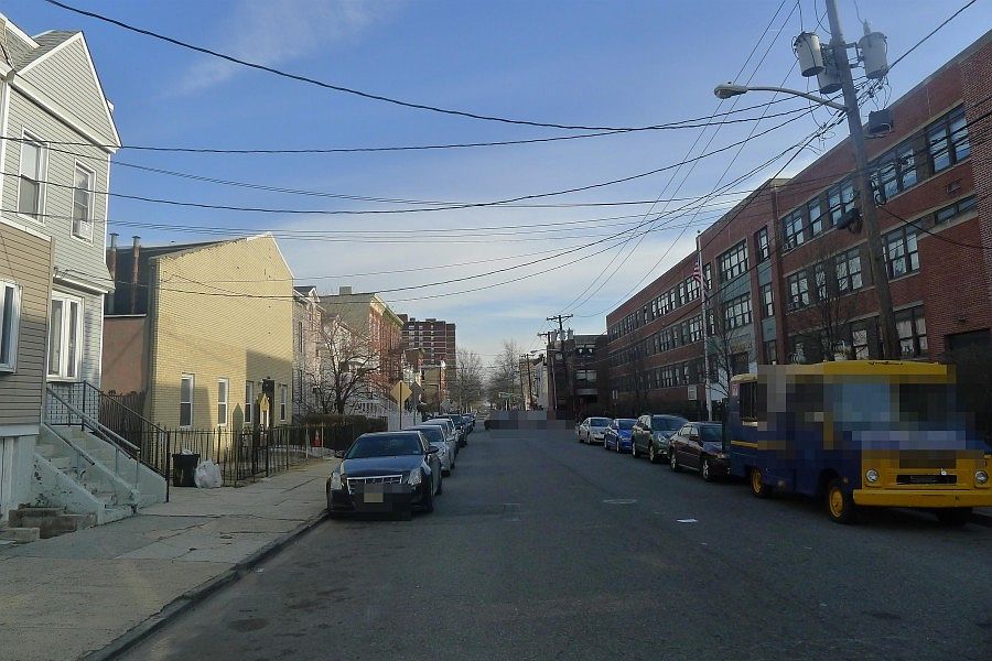 Building Photo 3