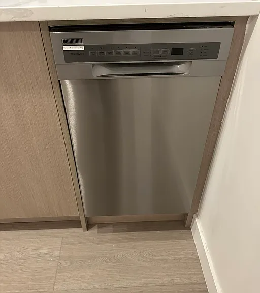 159 Everwoods Park SW #1A — Photo 6