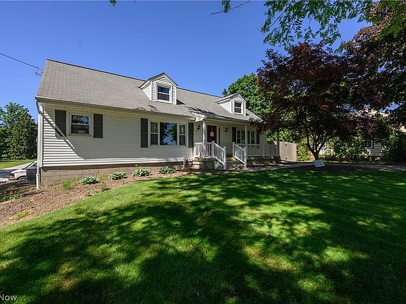 2nd image of 17118 Old Lincoln Way