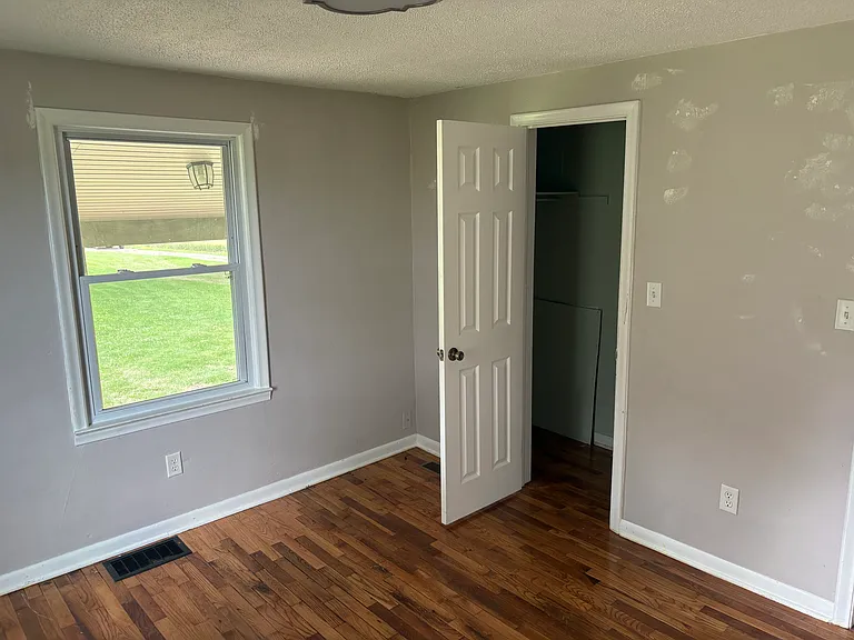 2703 Holt Rd — Photo 12