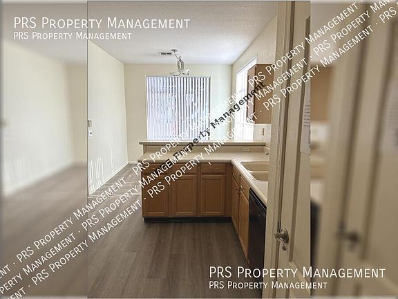 4th image of 5211 W Glenview Pl