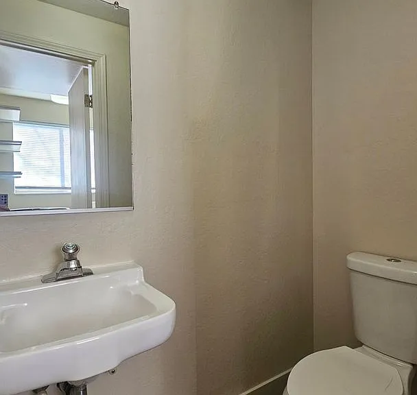 3623 Gypsum Rd — Photo 5