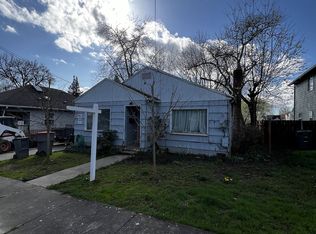 1215 NE Irvine St, McMinnville, OR