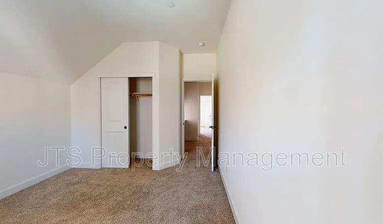 1349 Piper Pl — Photo 19