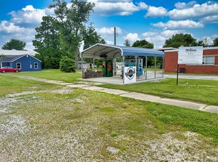 300 Front St, Xenia, IL 62899