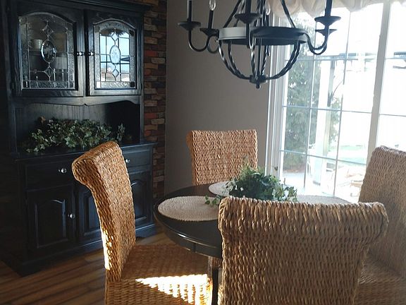 4th image of 14532 Basswood Ln