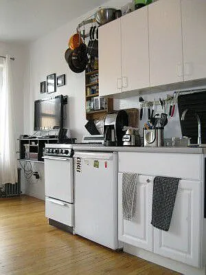 Rented by Tower Brokerage | media 2