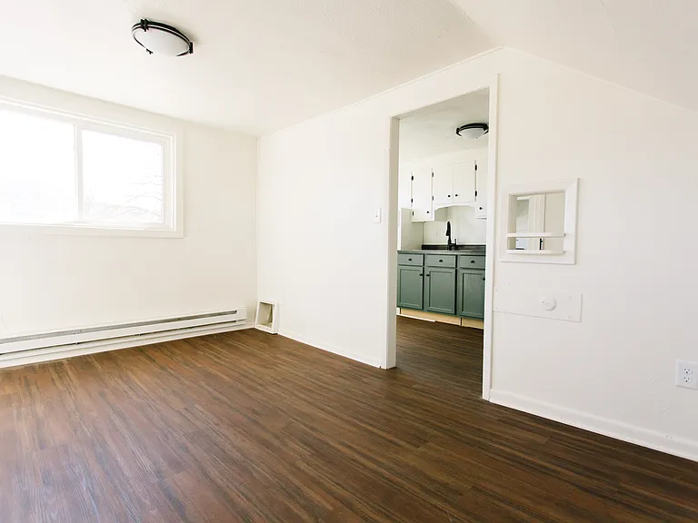 29 9th St NW #2 — Photo 3