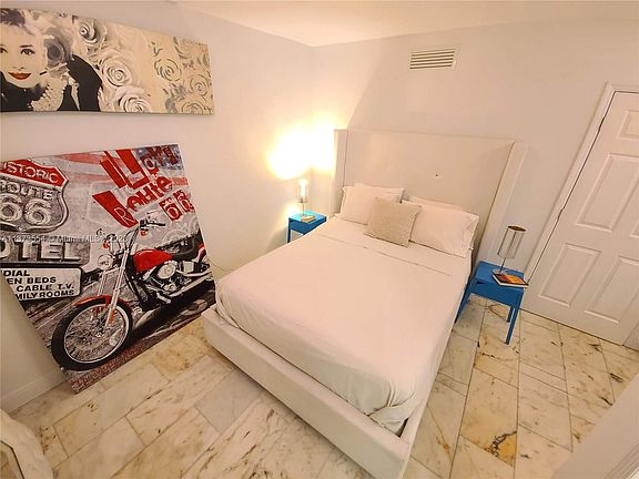 3rd image of 1526 Pennsylvania Ave APT 21