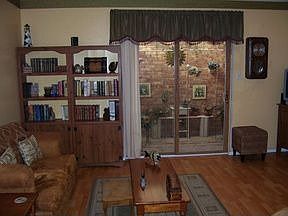 5th image of 3617 Cedar Ave