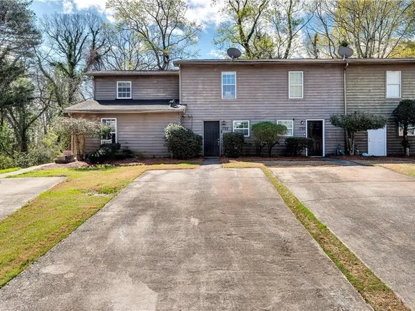 1722 Wynndowne Trl SE, Smyrna, GA 30080