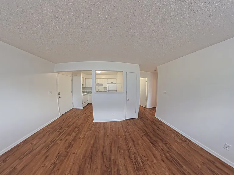 310 NW Chapel Dr #1 — Photo 6