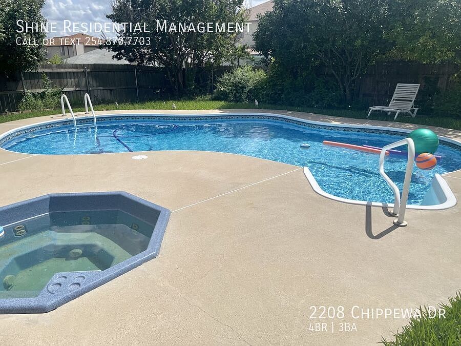 1st image of 2208 Chippewa Dr