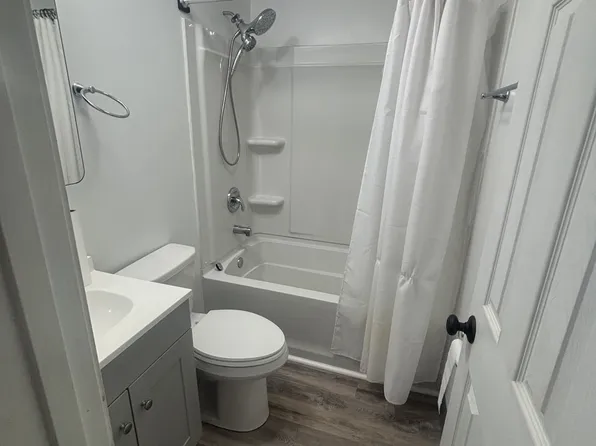 133 W Rosewood Ave #1, Defiance, OH 43512