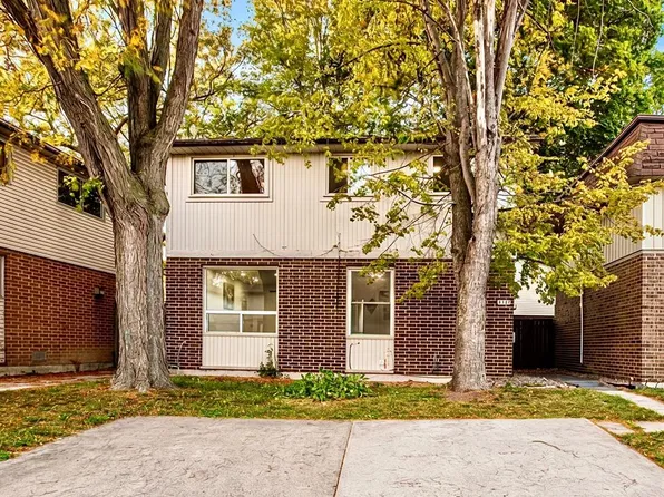 9370 Aire Ct, Windsor, ON N8S 4E6