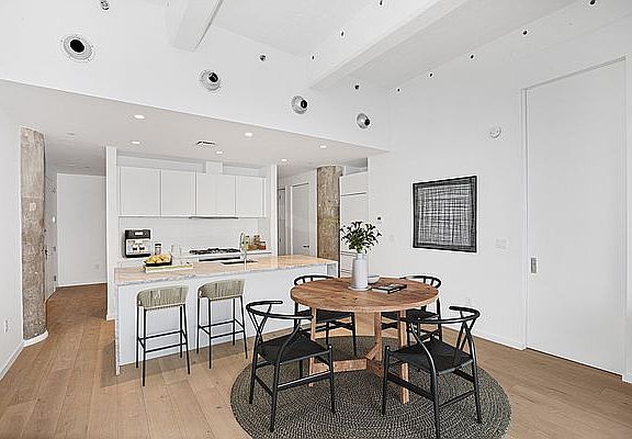 3rd image of 160 Imlay St #3E3