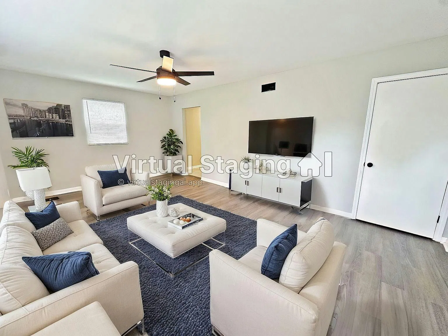 3161 Brownlee Avenue — Photo 3