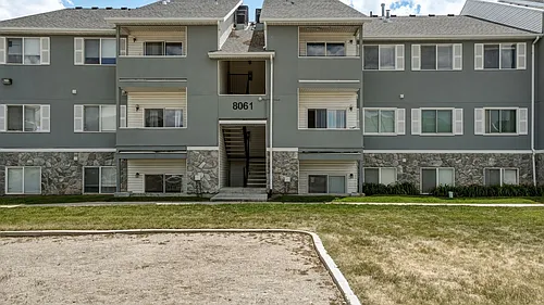 8061 W Copperfield Pl #32 Photo 1