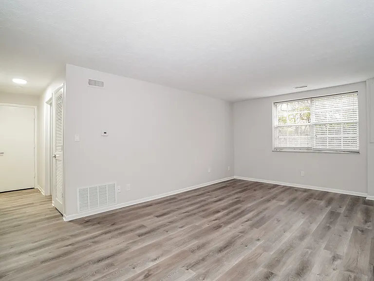 Olentangy Terrace — Photo 27