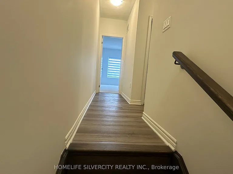 58 Melmar St S — Photo 17