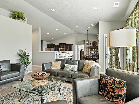 5th image of 3040 Harvest Bluff Dr
