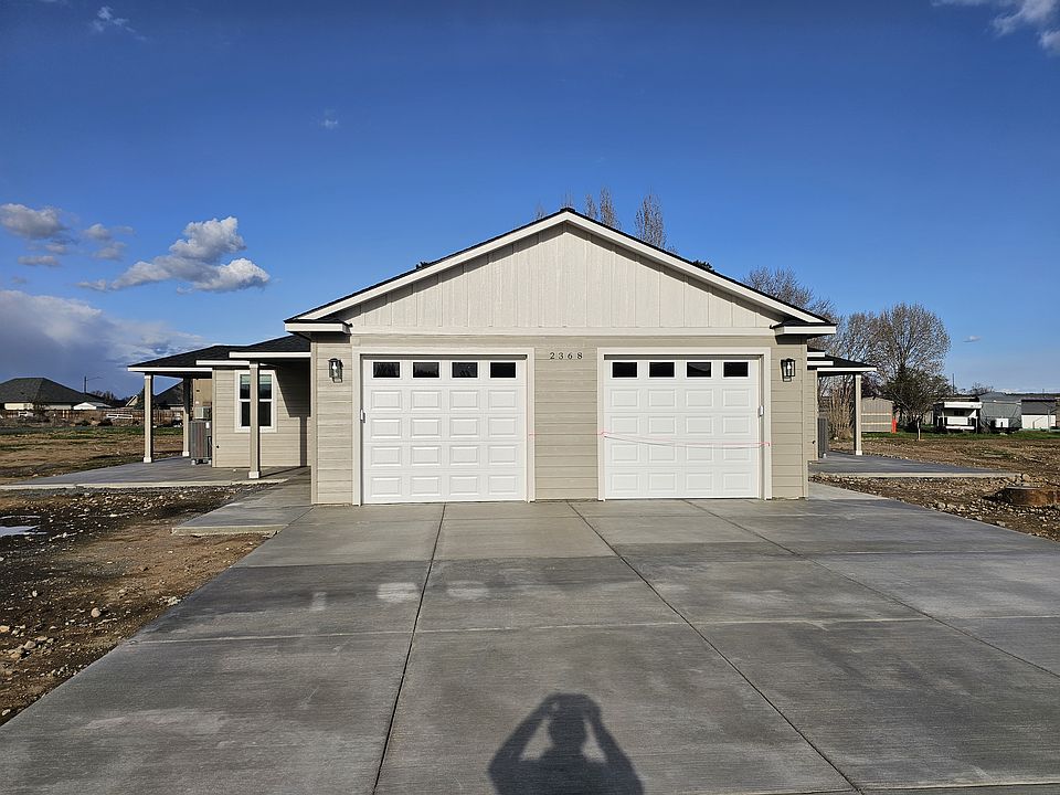 Front view showing shared driveway