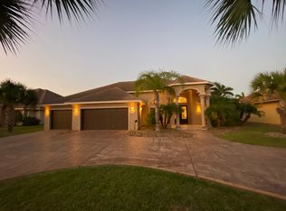 10 Country Club Dr, Laguna Vista, TX 78578