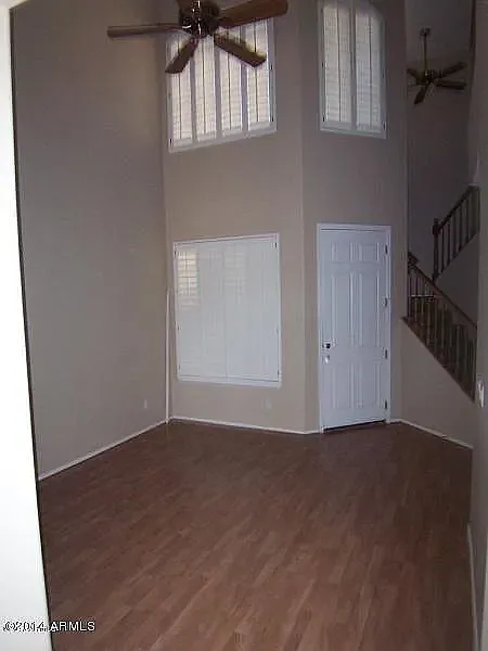 3 bed, 1968 sqft, $2,500 — Photo 3