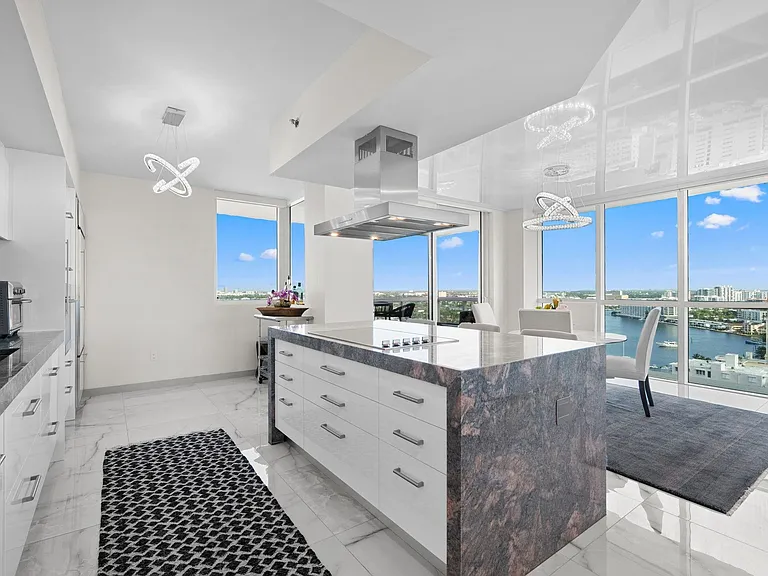 101 S Fort Lauderdale Beach Blvd #2106 — Photo 6