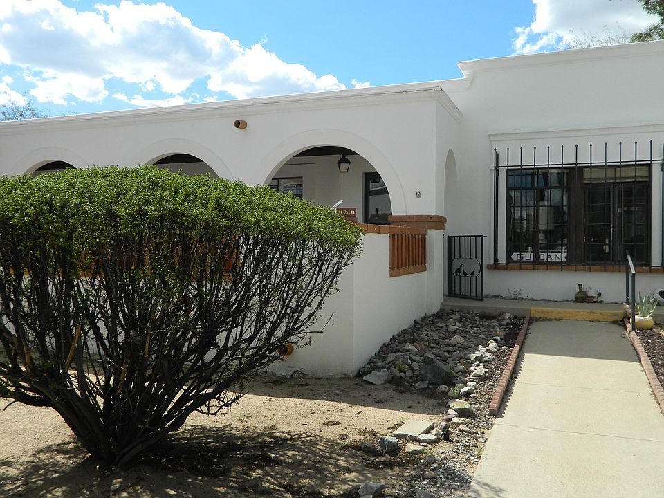 1st image of 424B S Paseo Cerro