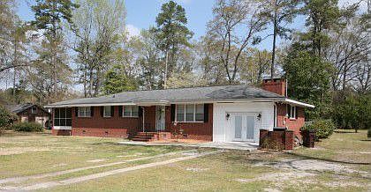 1st image of 2506 1st Ave