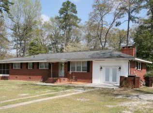 2506 1st Ave, Elizabethtown, NC 28337
