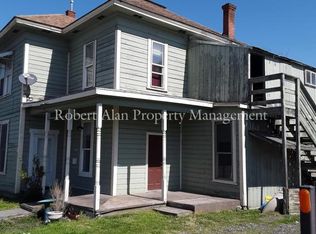 408 SE Byers Ave APT 1, Pendleton, OR 97801