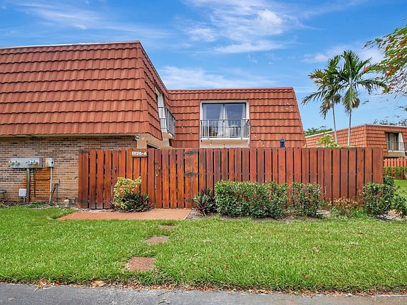 4th image of 1825 San Juan Drive #16-A