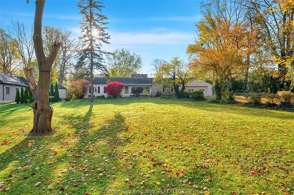 4 bed, 2.5 bath, $2,800 — Photo 1