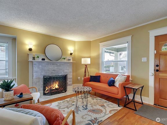 3rd image of 1309 S Pine Street