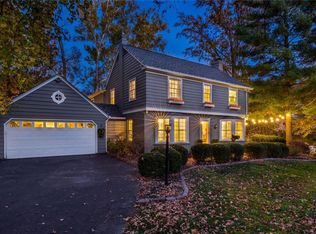 18 Webster Woods Dr, Saint Louis, MO