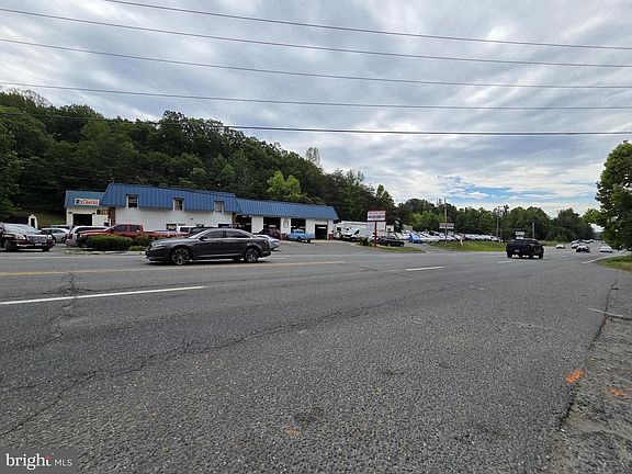 2nd image of Little Forest Church Rd