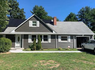 17 Applewood Rd, Bloomfield, CT 06002